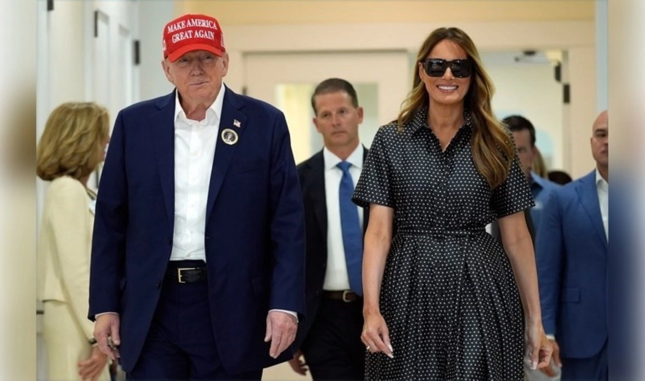 ABD'de seçim heyecanı: Trump, eşi Melania ile birlikte oyunu kullandı