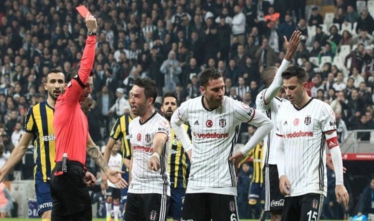 Ali Palabıyık'tan Beşiktaş itirafı: 'İki hafta sokağa çıkamadım'