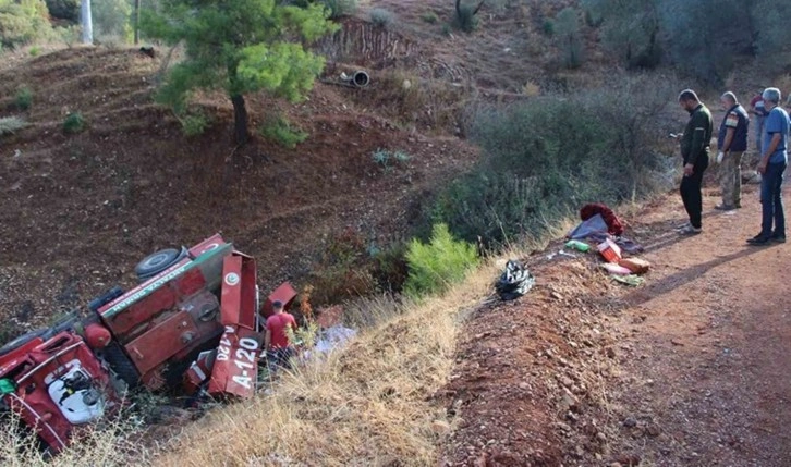 Antalya'da arazöz devrildi: 3 orman işçisi yaralandı