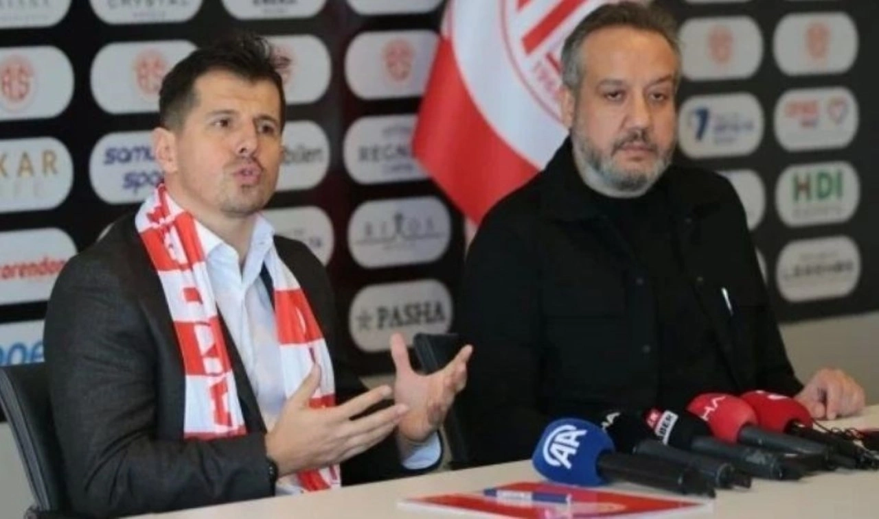 Antalyaspor: Emre Belözoğlu'na güveniyoruz