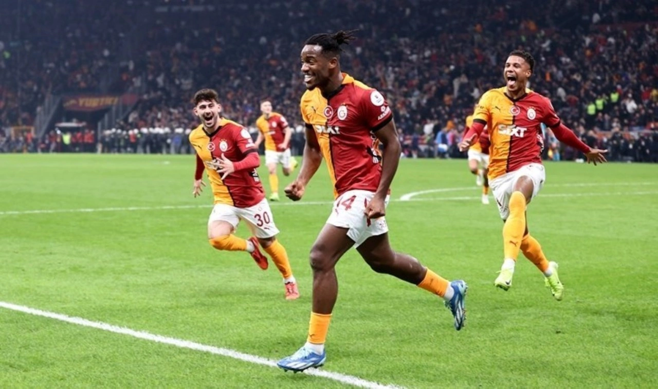 Batshuayi: 'Galatasaray, beni daha çok isteyen taraftı'