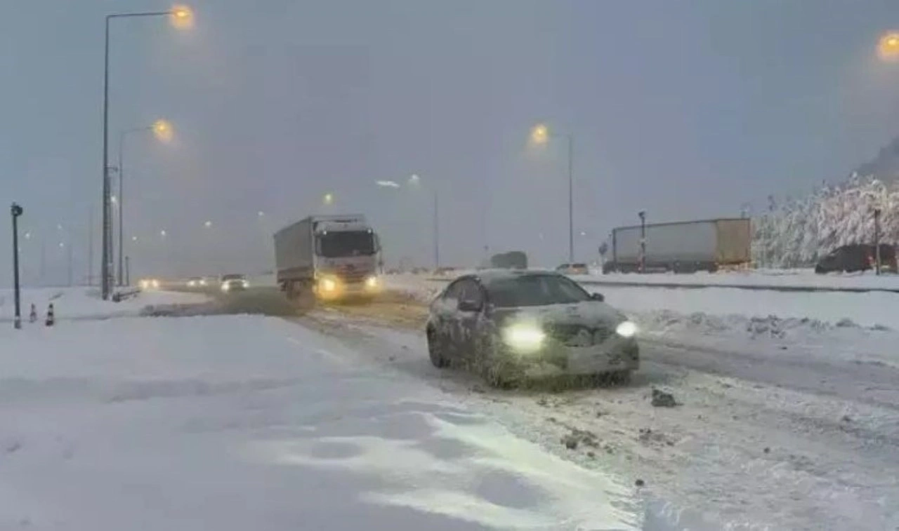 Bolu dağı trafiğe kapalı mı? Bolu dağı ne zaman açılacak?