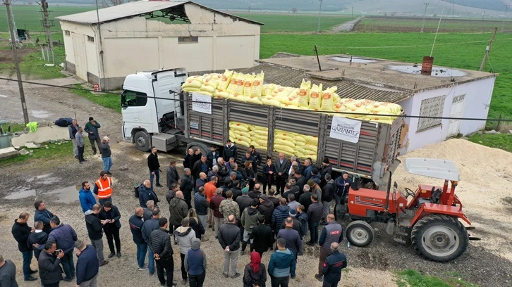 Büyükşehir'den, afetten etkilenen çiftçilere destek