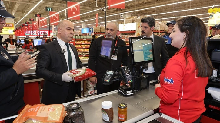 Büyükşehir zabıtadan sıkı gıda denetimi