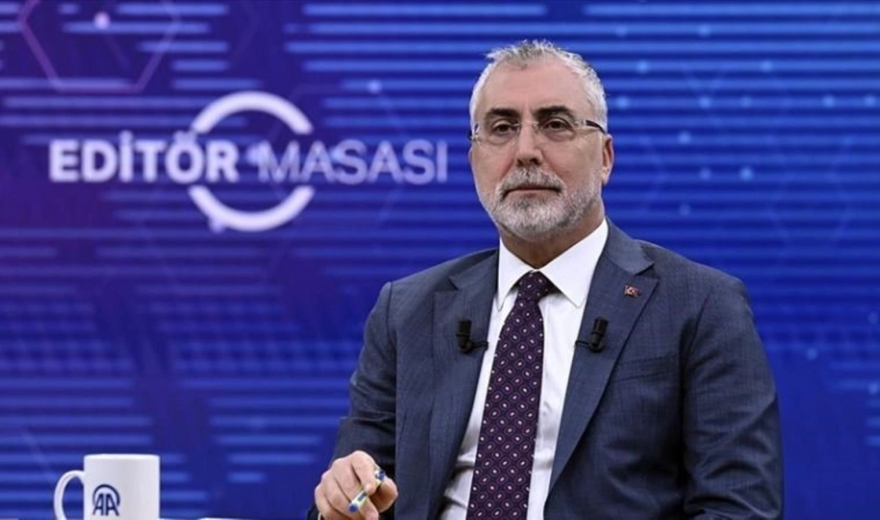 Çalışma ve Sosyal Güvenlik Bakanı Vedat Işıkhan'dan 'asgari ücret' açıklaması