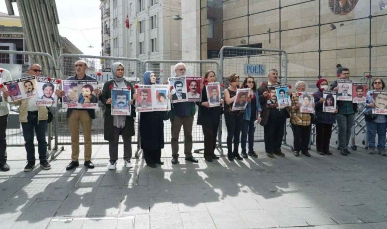 Cumartesi Anneleri, Bakan Yerlikaya'dan ablukanın kaldırılmasını istedi