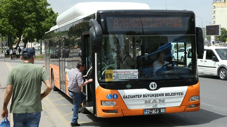 Depremzedelere ulaşım desteği devam edecek