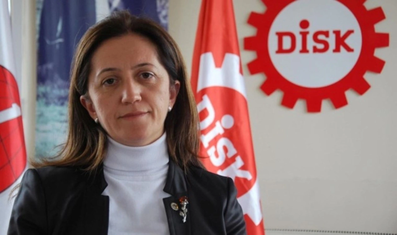 DİSK Başkanı Arzu Çerkezoğlu: 'Asgari ücrette orta oyunu oynanıyor'