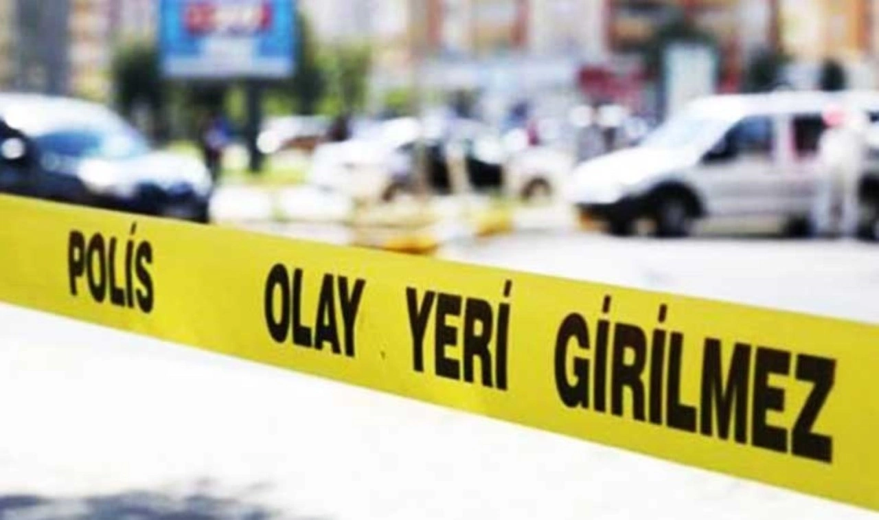 Dönercide 'bıçaklı' kavga! Arkadaşlar birbirine girdi: 1 yaralı