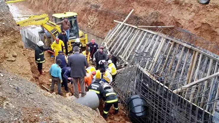 DSİ’nin inşaatında göçükte kalarak can veren işçilerin yakınları isyan etti: