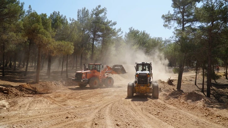 Dülükbaba'da yol genişletme ve ıslah çalışması 