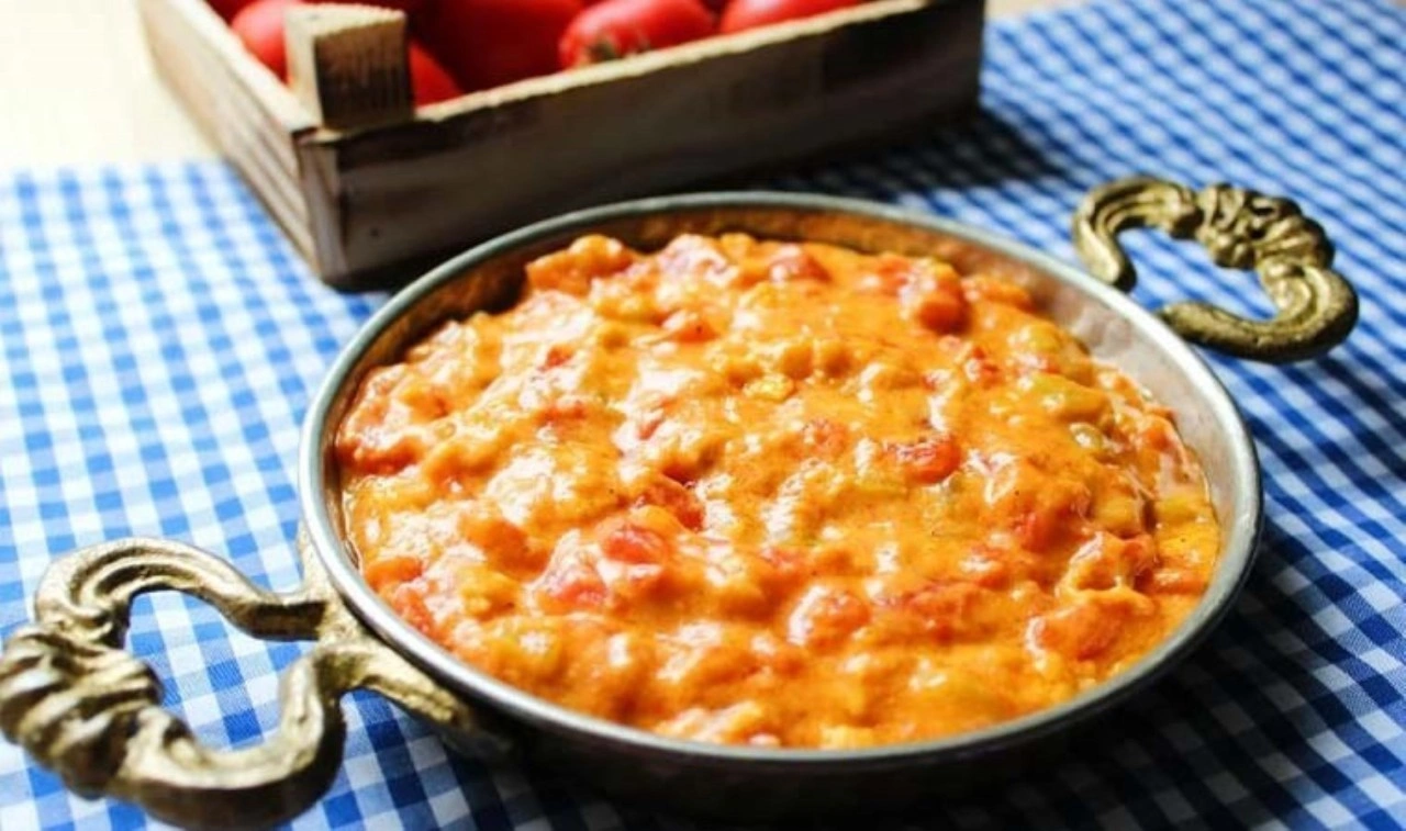 Efsane lezzetin sırrı: Çakallı menemen tarifi