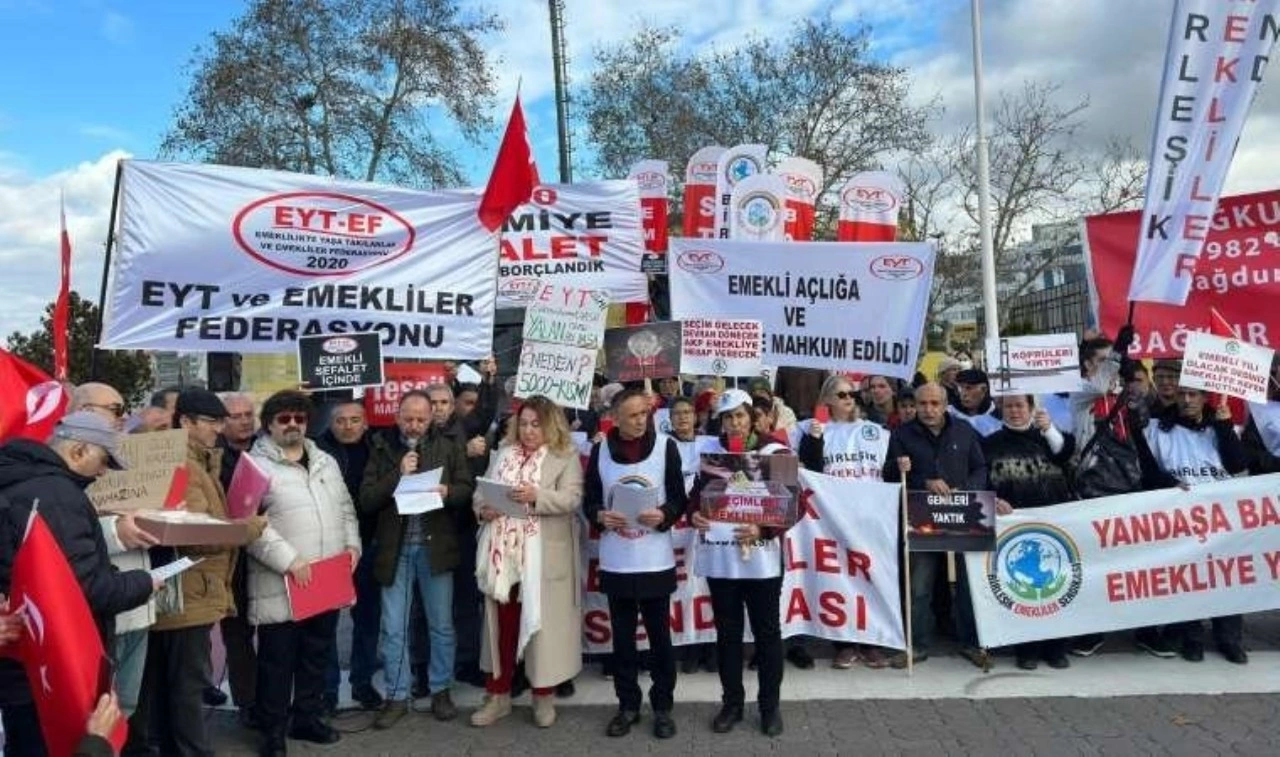 'Emekli öldü' diyen emeklilerden iktidara helvalı protesto