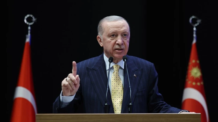 Erdoğan'dan Özgür Özel'e: Başkomutan olarak sana sesleniyorum; ayaklarını denk al!