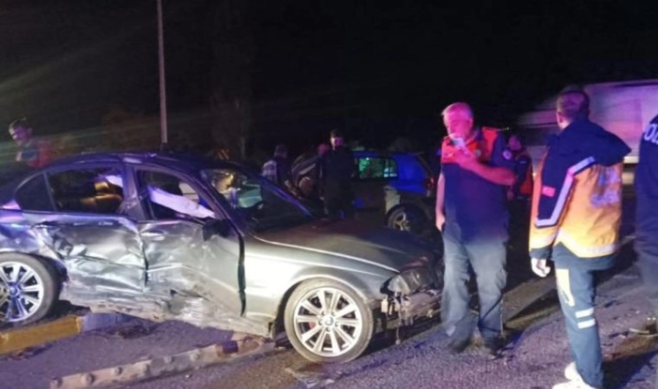 Erzincan’da trafik kazası: 2 yaralı