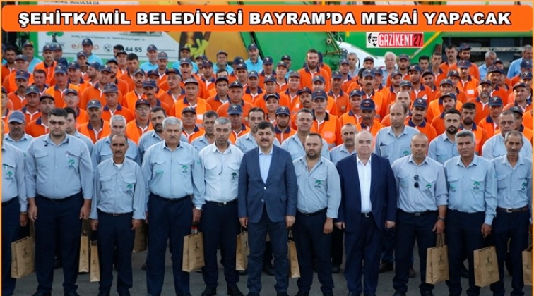 Fadıloğlu, personelleriyle bayramlaştı