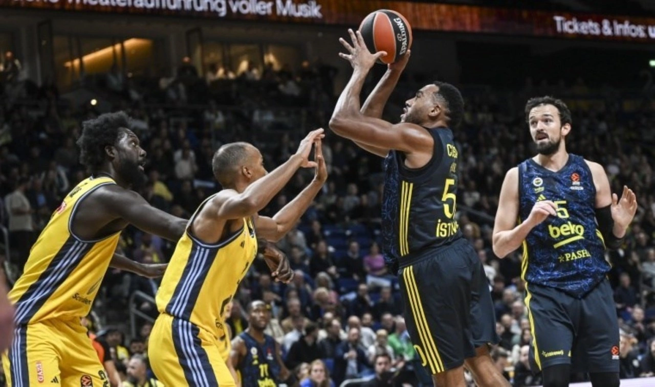 Fenerbahçe Beko, Alba Berlin deplasmanında güldü!