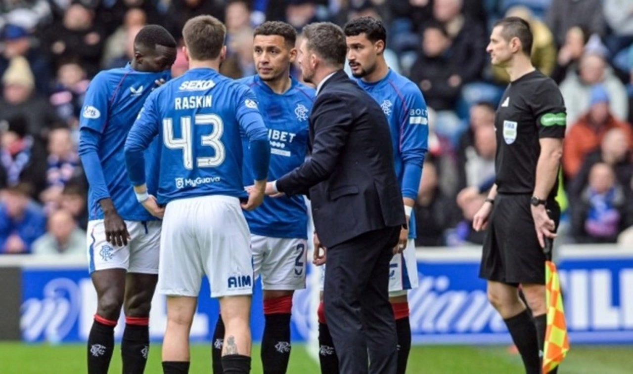 Fenerbahçe maçı öncesi Rangers'a şok!