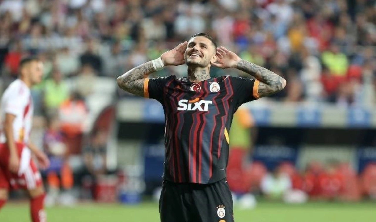 G.Saray, Antalyaspor’u Icardi (2) ve Osimhen’in golleriyle yendi