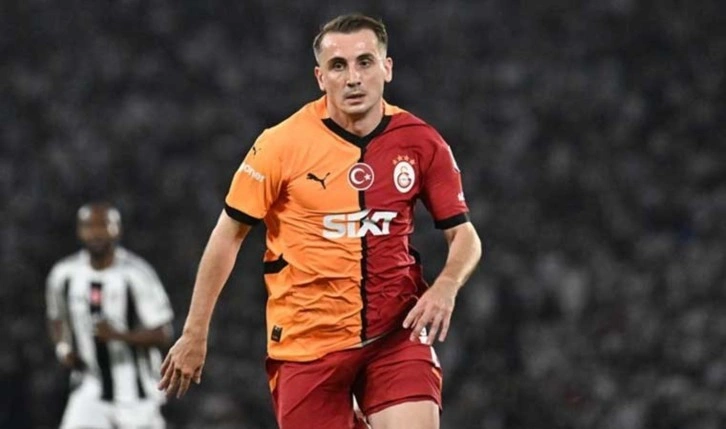 Galatasaray taraftarından Kerem Aktürkoğlu'na destek!