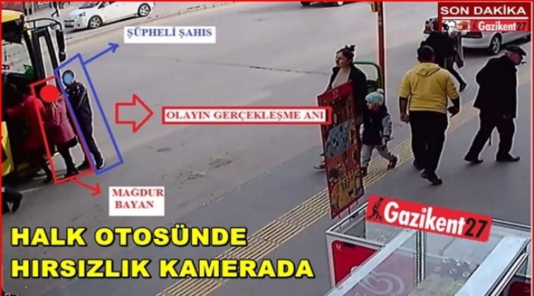 Gaziantep'te halk otobüsünde hırsızlık kamerada