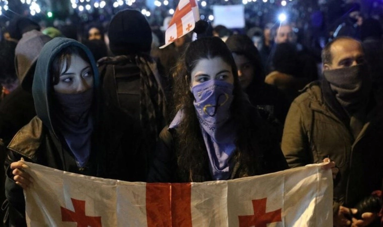 Gürcistan'daki protestolarda 11. gün: 400'den fazla kişi gözaltına alındı