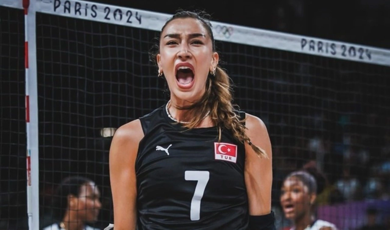 Hande Baladın'dan öğrencilere destek!