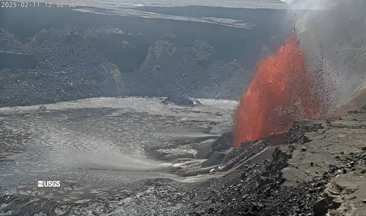 Hawaii'de 'Kilauea' alarmı: Yeniden lav püskürttü!