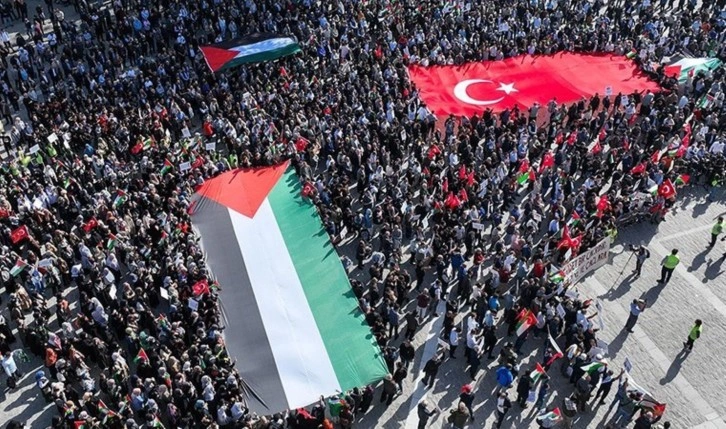 Öldürülen Hamas lideri Haniyye için protesto yürüyüşü