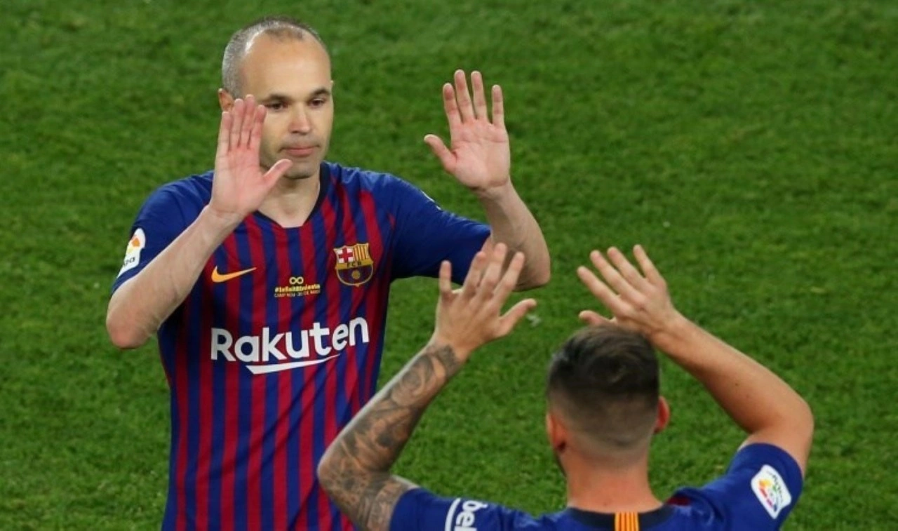 İspanyol futbolcu Andres Iniesta'dan veda kararı: Resmen açıkladı!