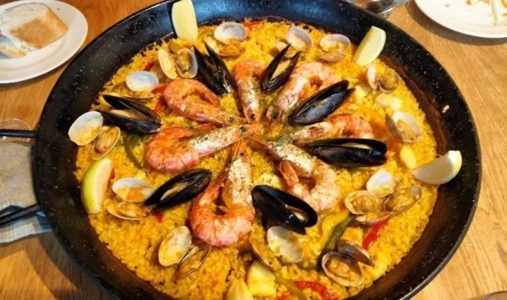 İspanyol mutfağının efsanesi: Geleneksel paella tarifi