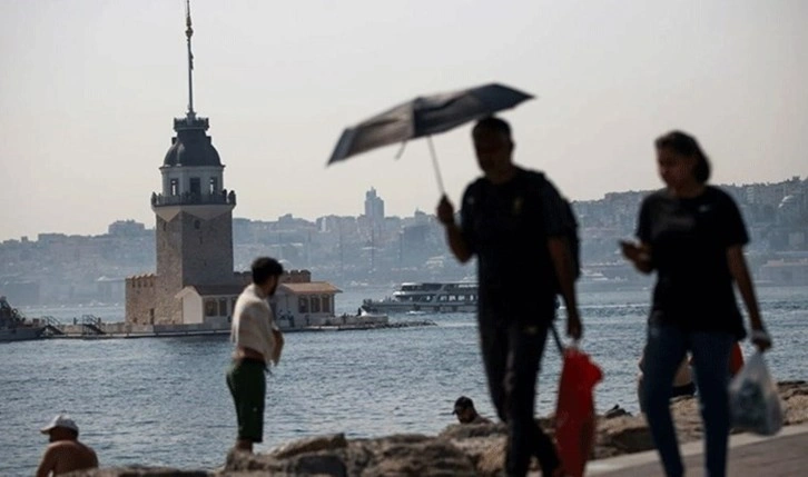 İstanbul'da sabahın ilk saatlerinde sıcak hava ve nem etkili oluyor