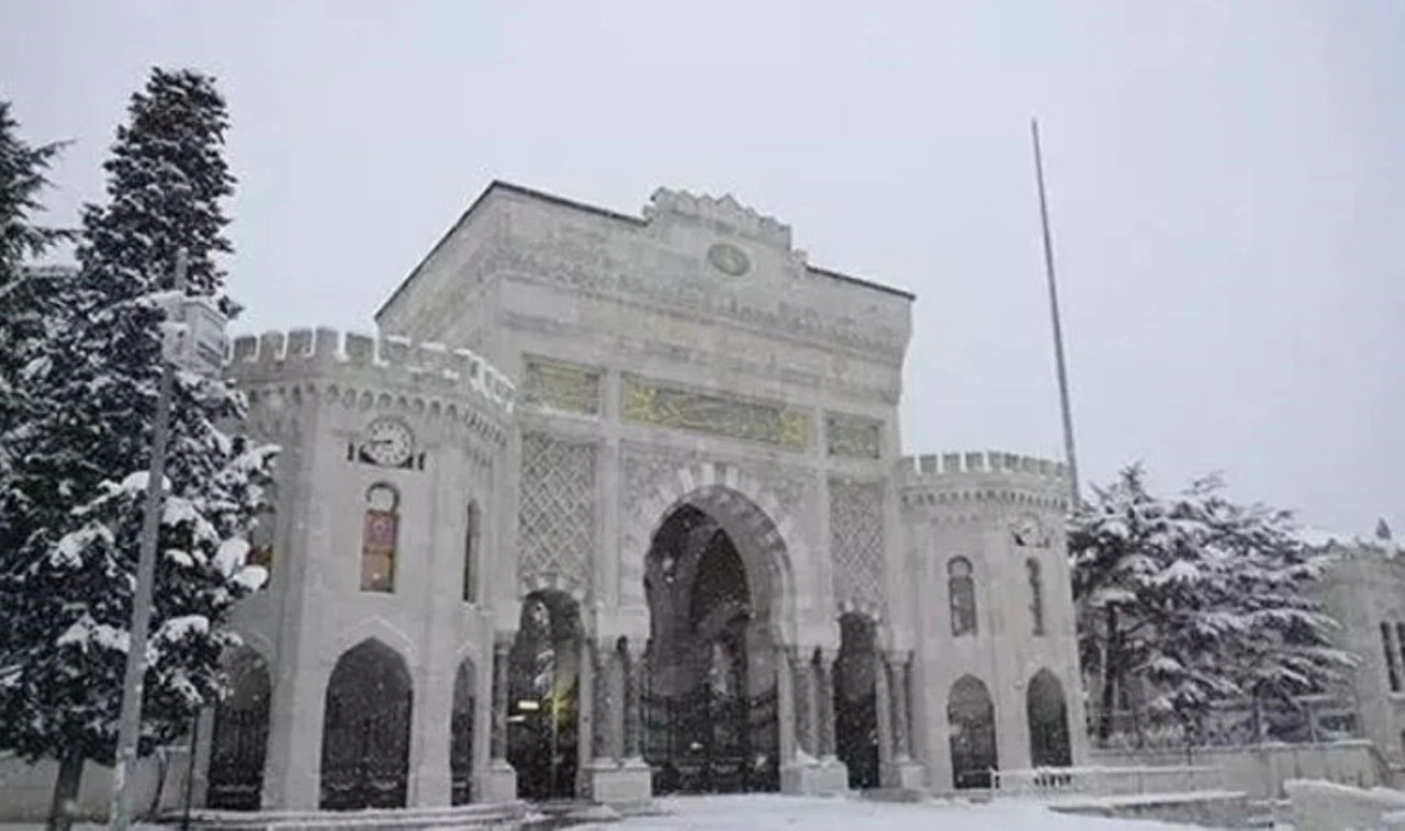 İstanbul Üniversitesi'nde eğitime 1 gün ara verildi