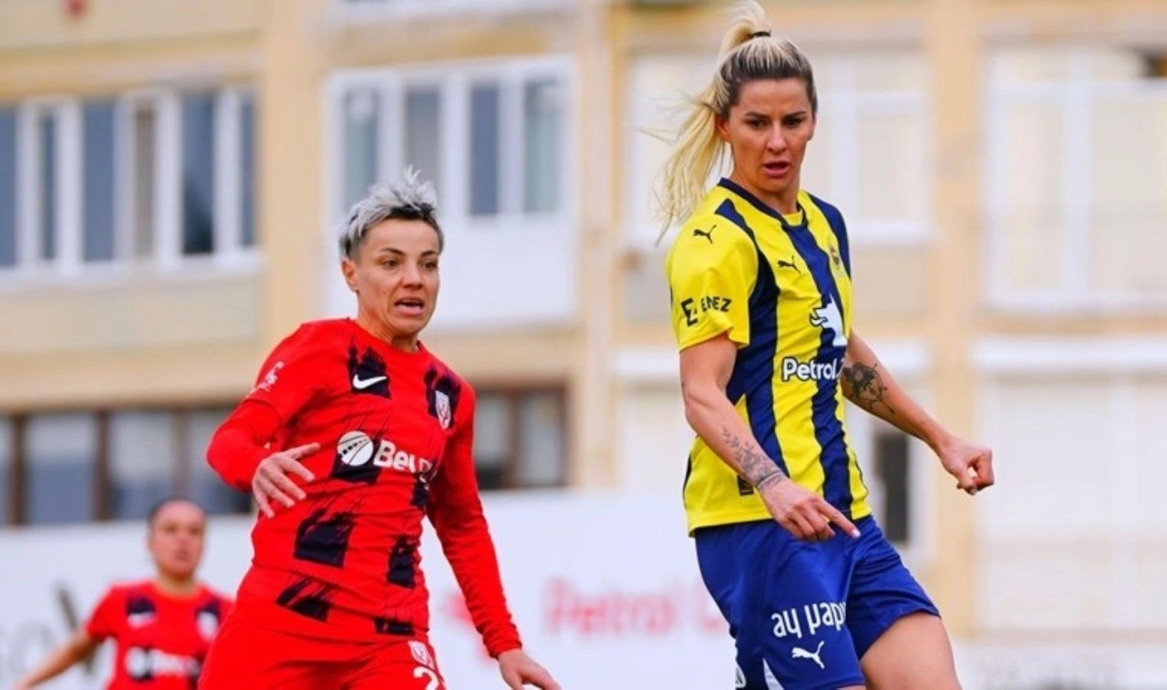 Kadın futbolunda averaj polemiği: Fenerbahçe ile Fomget birbirine girdi!