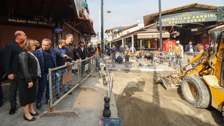 Karagöz Caddesi yeni çehresine kavuşuyor