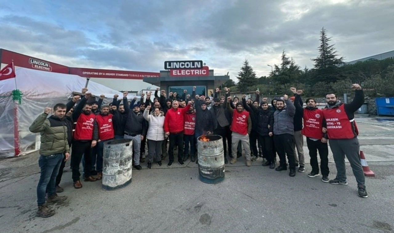 Kaynak Tekniği işçileri 6 gündür grevde: 'Emeğimizin karşılığını istiyoruz'