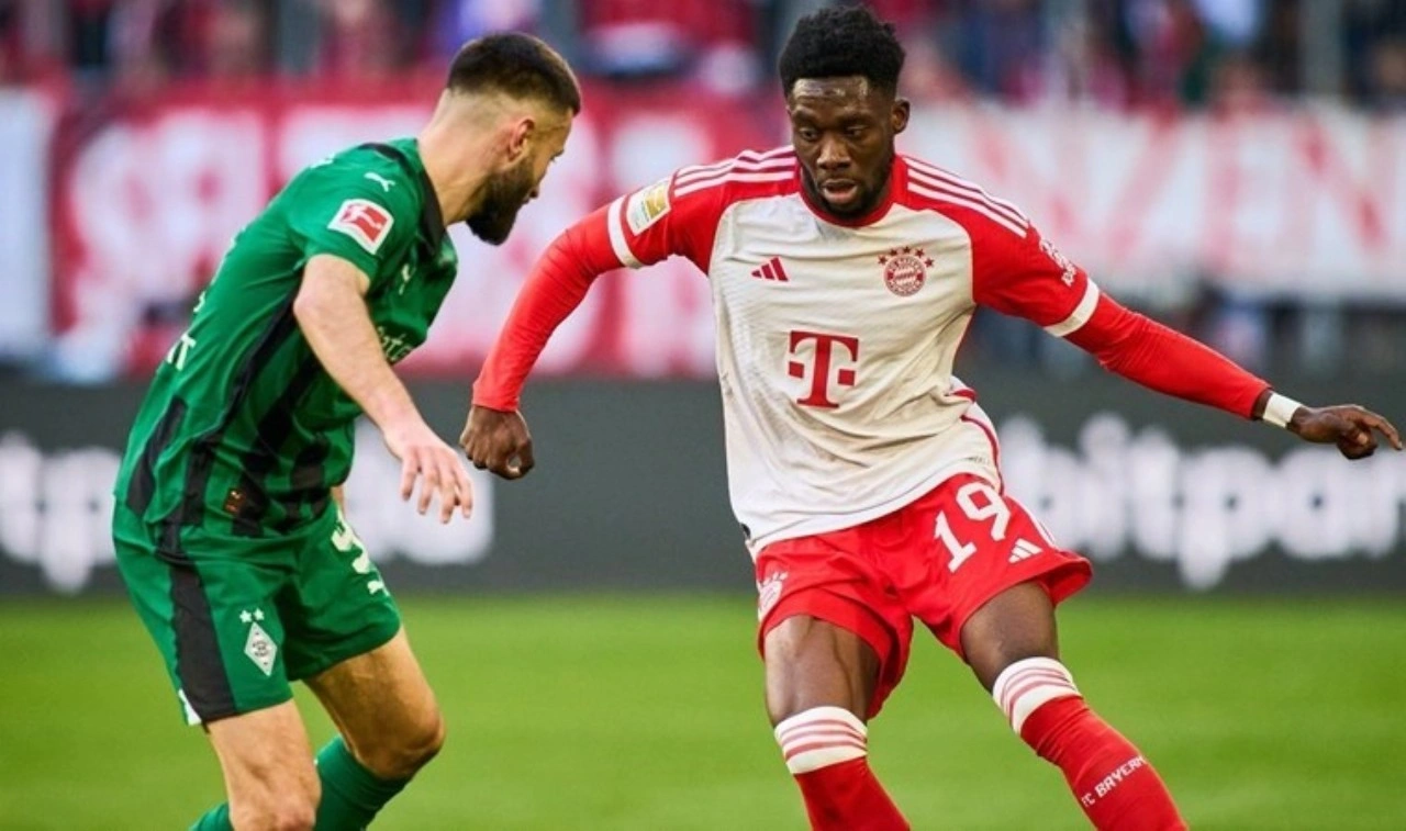 Manchester United'dan Alphonso Davies hamlesi!