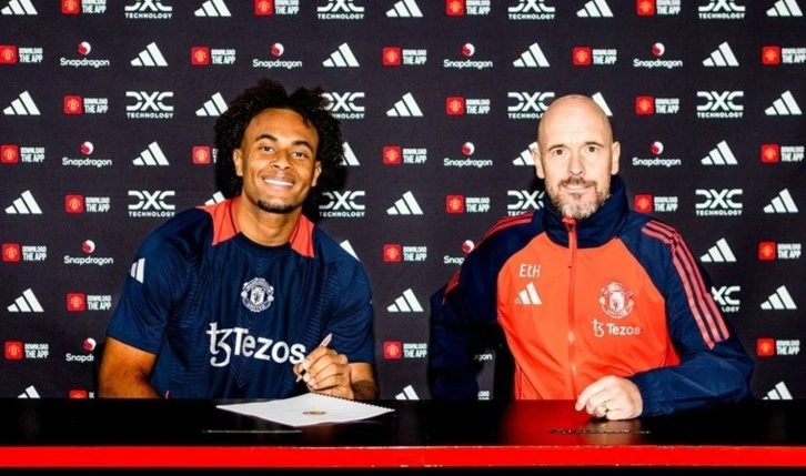 Manchester United, Zirkzee'yi açıkladı