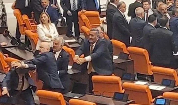 Meclis'te 'hırsızsınız' kavgası: AKP'liler DEM'li vekillere saldırdı