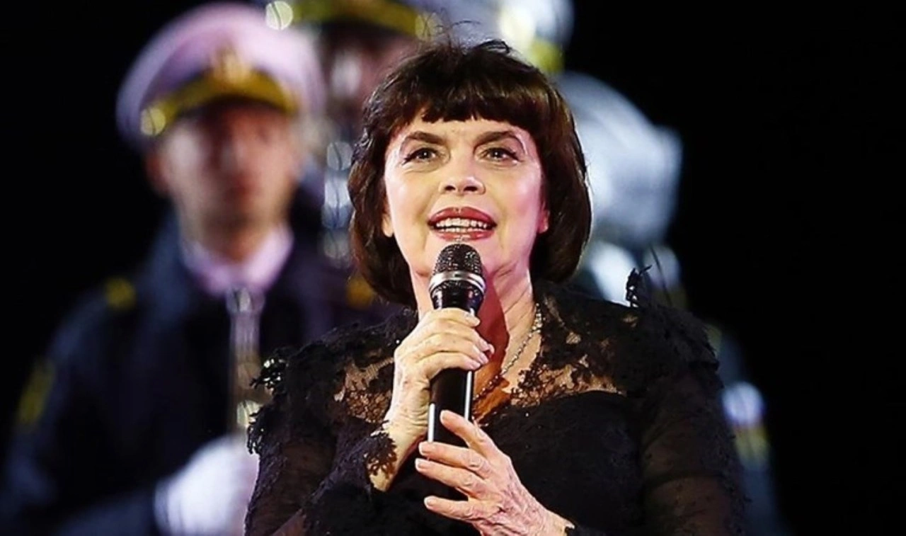 Mireille Mathieu, 20 yıl sonra Türk dinleyicileriyle buluşuyor