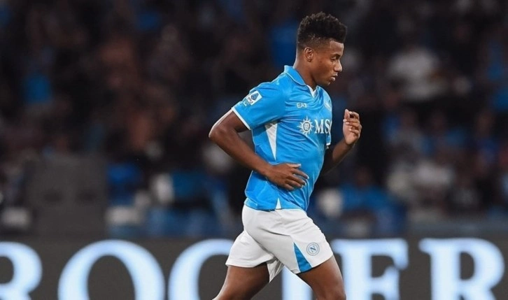 Napoli'nin yıldızı David Neres maç sonu saldırıya uğradı!