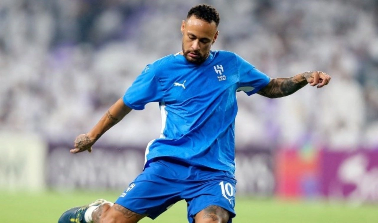 Neymar geri döndü: 9 gollü düelloda kazanan Al Hilal!