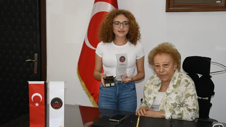 Nüket Ersoy’dan gençlere tarihi çağrı