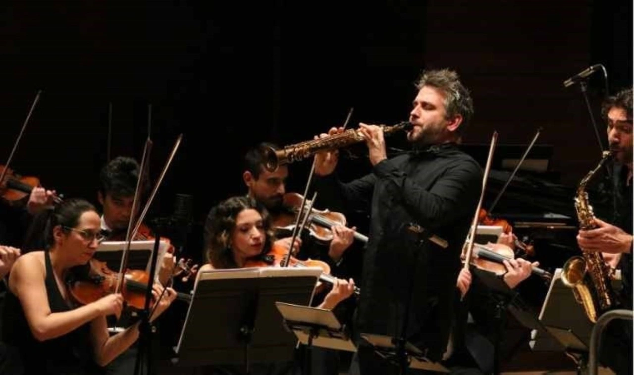 Olten Filarmoni Orkestrası İzmir'de konser verdi