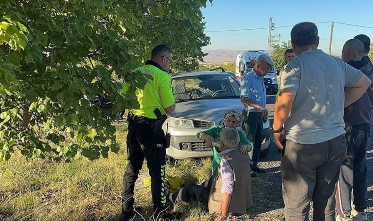 Önünde namaz kıldığı aracın altında kaldı: 'Ölüyorum diye bağırınca ses radyodan geliyor sandım