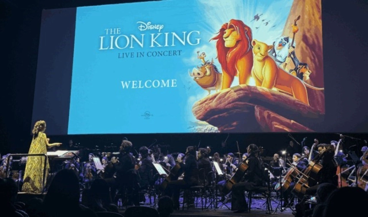 Orkestra eşliğinde sahneye taşındı: 'The Lion King' sanatseverlerle buluştu...