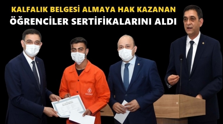 Personel öğrenciler kalfalık belgelerini aldı