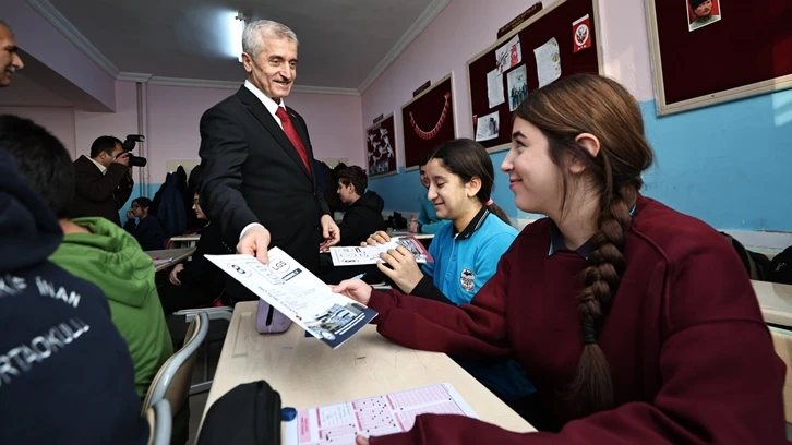 Şahinbey Belediyesi öğrencileri sınava hazırlıyor