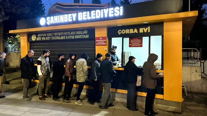 Şahinbey'in çorba ikramı devam ediyor