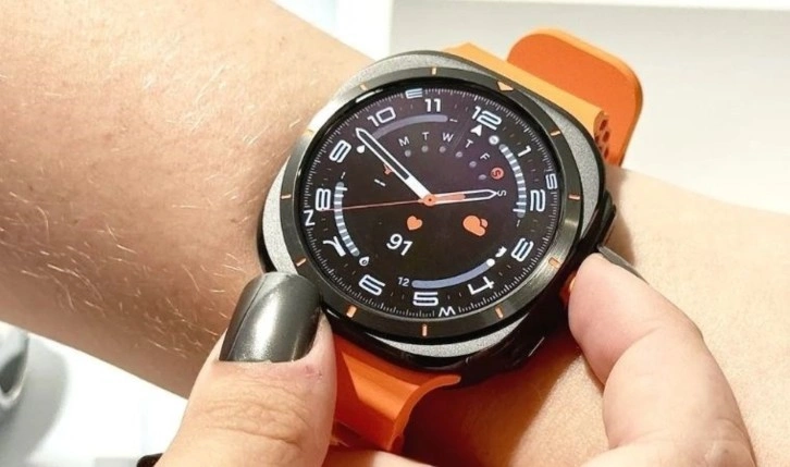 Samsung Galaxy Watch Ultra'nın iç bileşenleri ortaya çıktı